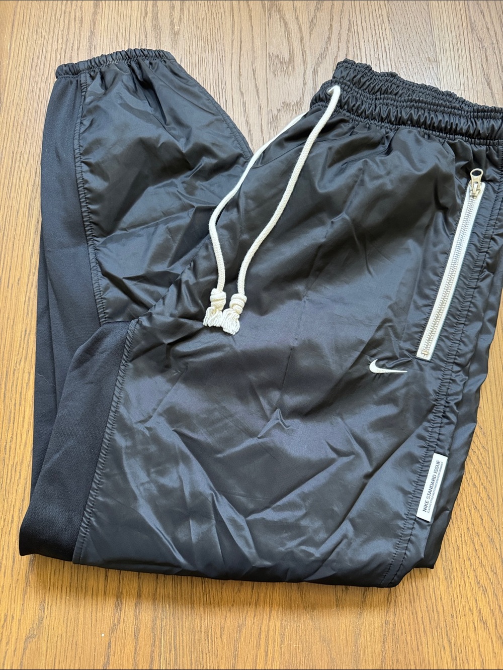 Nike Men’s Therma-Fit Pants XL - Picture 3 of 7